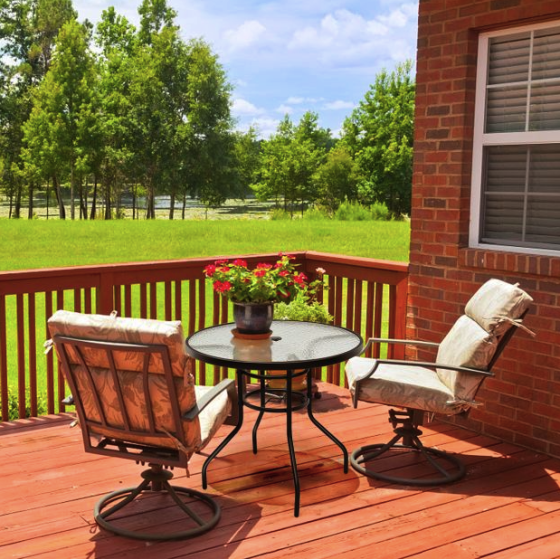 Садовий стіл Costway Acapulco з місцем для парасолі Киев