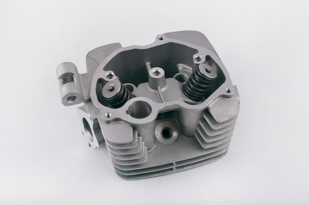 Головка цилиндра мотоцикл 4T CG 125 (голая + клапана) Мукачево - изображение 1