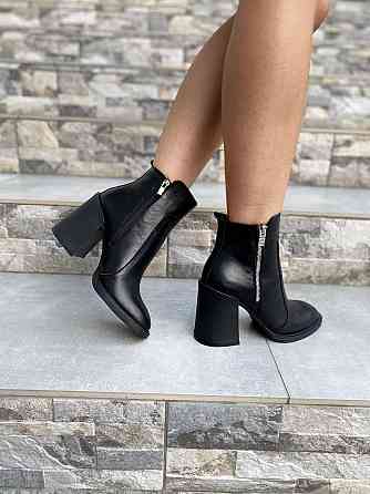 Чорні жіночі шкіряні черевики на стійкому каблуці весна осінь демісезонні, з натуральної шкіри Коломия