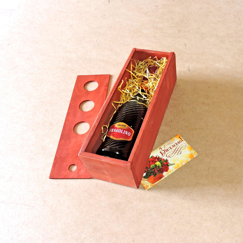 Подарочная коробка 