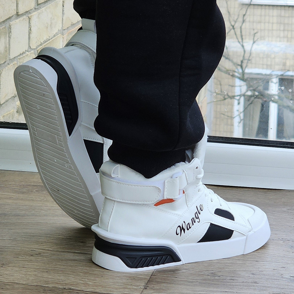 Зимові жіночі Кросівки на хутрі Білі Снікерси Черевики (розміри: 36,37,38,39,40) Дніпро - фото 4