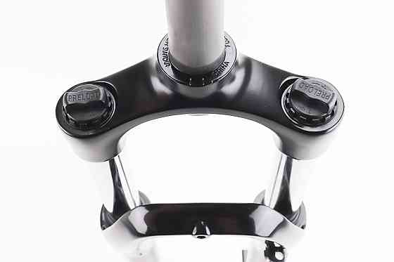 Вилка 26" амортизаційна, без різьби 1-1/8" (28,6мм), шток 260мм, з ходом 100мм, Disk-brake, Preload, алюмінієва, чорна XCE 28 Київ