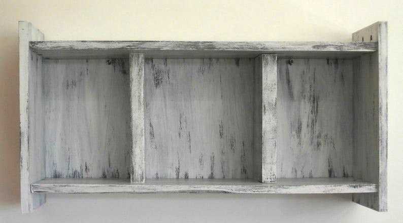 Полка над унитазом 