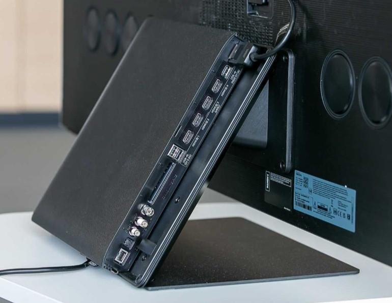 Телевизор Безрамный: 65