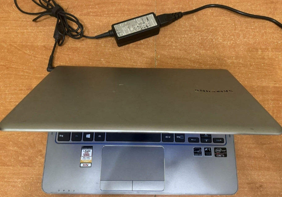 Ноутбук Samsung 530U Core i3 3Cen. Харків - фото 4