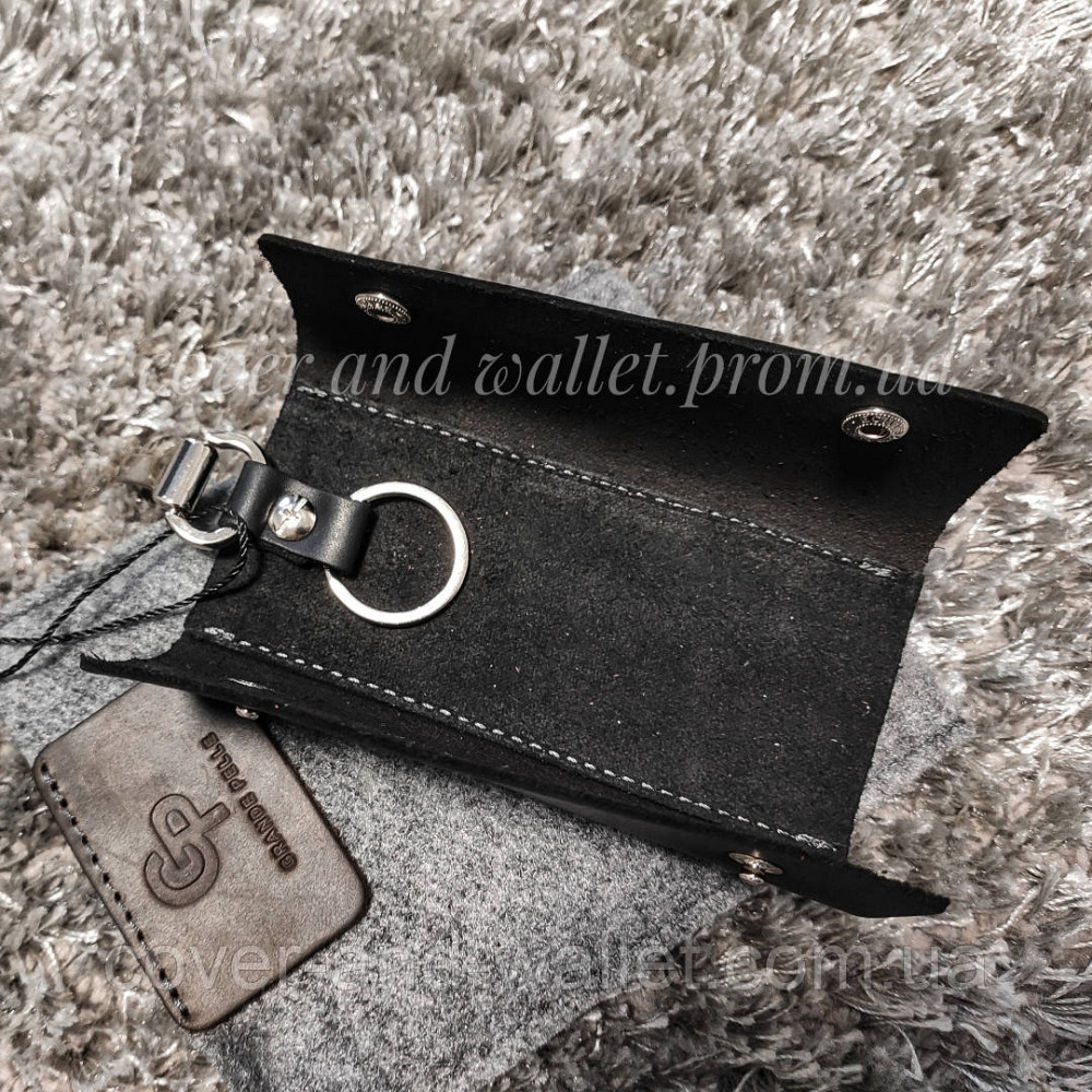 Черная небольшая кожаная ключница на кнопках Grande Pelle 405610 Киев - изображение 3