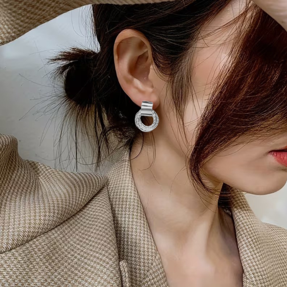 Серьги пара серёжки-пусеты серебристые минималистичные дизайн бижутерия серьги из железного сплава Каменец-Подольский - изображение 2