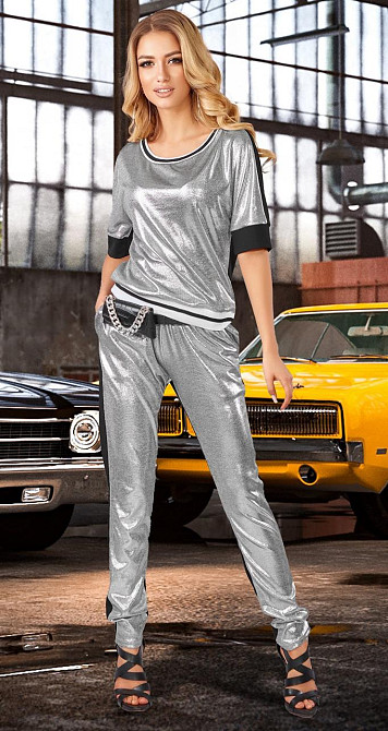 Брючный костюм (42) Киев - изображение 1