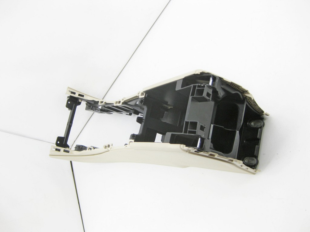 Mercedes-Benz  A1766802701 8L36 Корпус консолі підлокітника CLA Shooting Brake X117 CLA C117 GLA X156 A-class W176 Одеса - фото 6