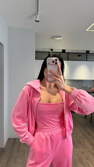 Жіночий стильний повсякденний костюм-трійка велюр плюш Барбі, 42/44 Одеса - фото 7