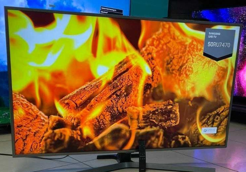 Телевизор Безрамный: 50