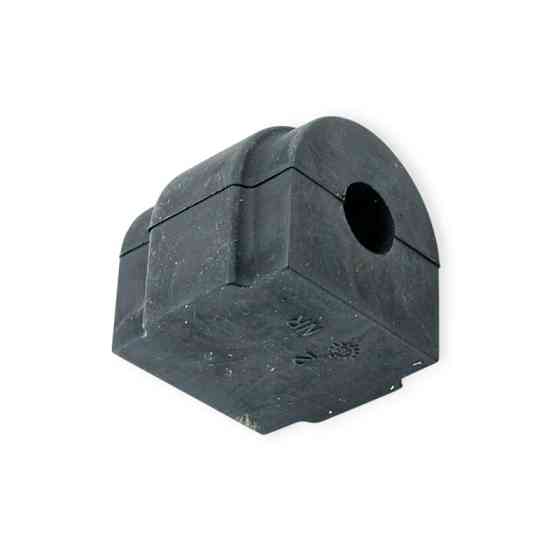 Втулка заднього BMW 3 (E90), X1 (E84) (05-15) (d-14 мм) стабілізатора Мукачево