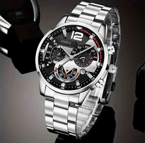 Подарочный набор для мужчин наручные часы с браслетом и цепочка с крестиком и кольцо серебристый Киев