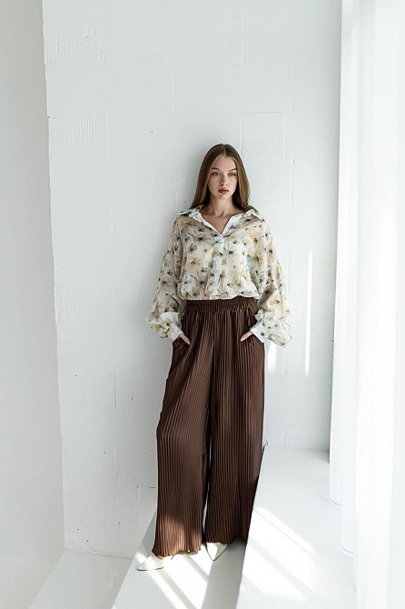Женский романтичный костюм двойка: рубашка и плиссированные брюки дабл шелк армани + тенсел Одесса - изображение 7