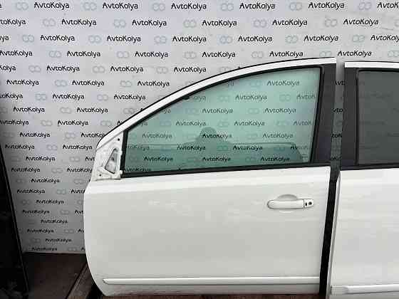 Двері передні ліва Nissan Note E11 2005-2012 Ковель