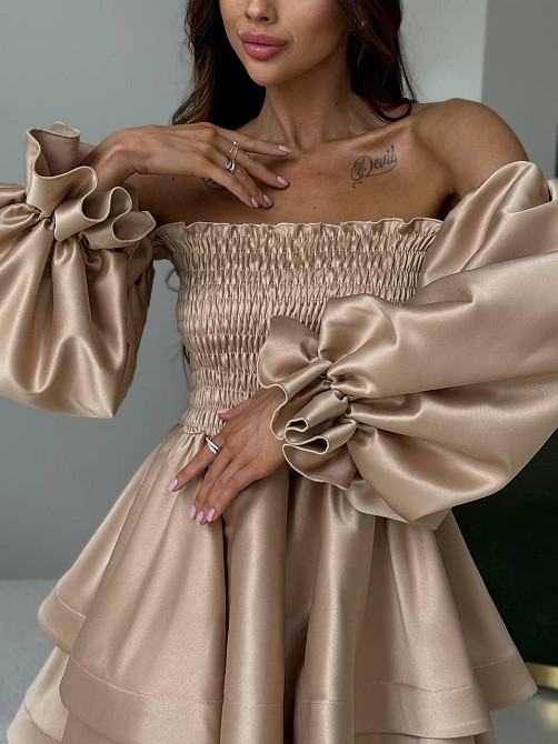 Женское привлекательное стильное праздничное платье королевский атлас Бежевий Одесса - изображение 2