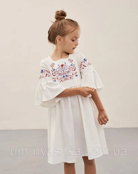 Дитяче вишите плаття "Зайчики" Кривий Ріг - фото 1