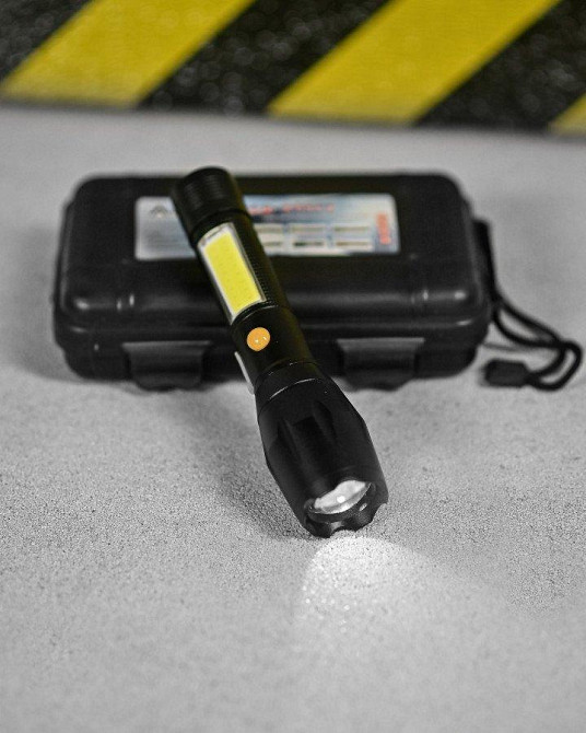 Ліхтарик ручний двосторонній на магніті Одеса - фото 1