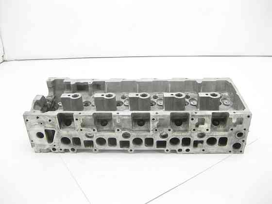 Mercedes-Benz  A6120102020 R6120160801 Головка блоку циліндрів без клапанів для двигуна OM612 Одесса