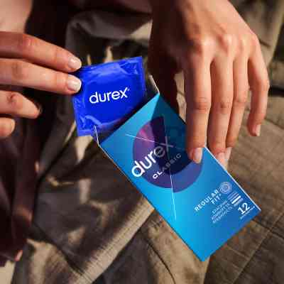 Презервативы Durex Classic латексные с силиконовой смазкой (классические) 12 шт (5010232954243) Винница