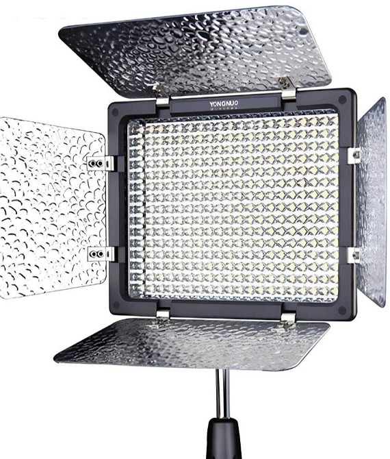 Видео Свет : Yongnuo -300 III.LED освітлювач Yongnuo YN-300 III (3200-5500K) Киев - изображение 7