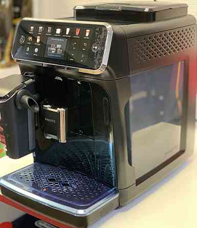 Кофемашина без пробега Philips 5500,витринный вариант ,ГАРАНТИЯ-1 год. Київ