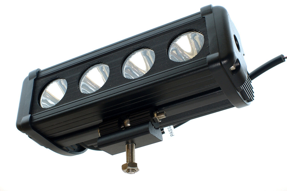 Світлодіодна фара AllLight D-40W 4chip CREE spot 9-30V нижній кріплення Харків - фото 3