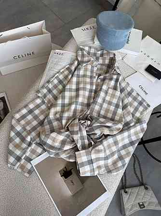 Жіноча стильна сорочка оверсайз у клітинку з ефектом надірваних рукавів тіар. Бежевий Одеса