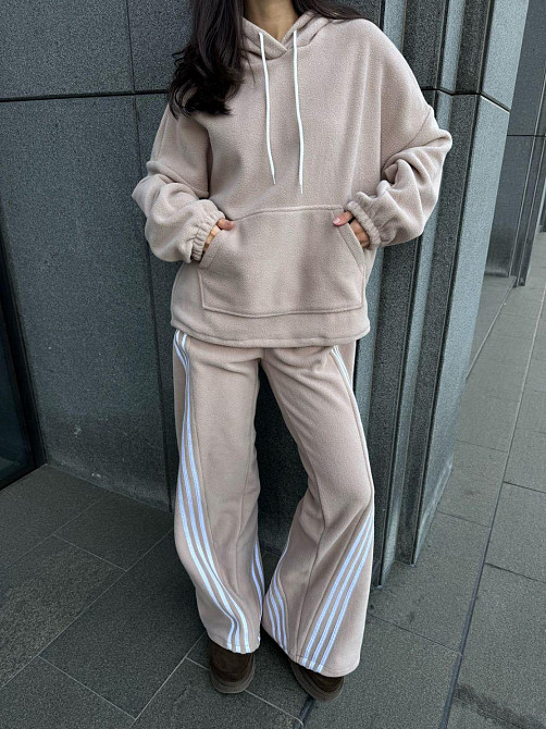 Женский теплый костюм двойка с лампасами из турецкого флиса Бежевый, 42/44 Одесса - изображение 2