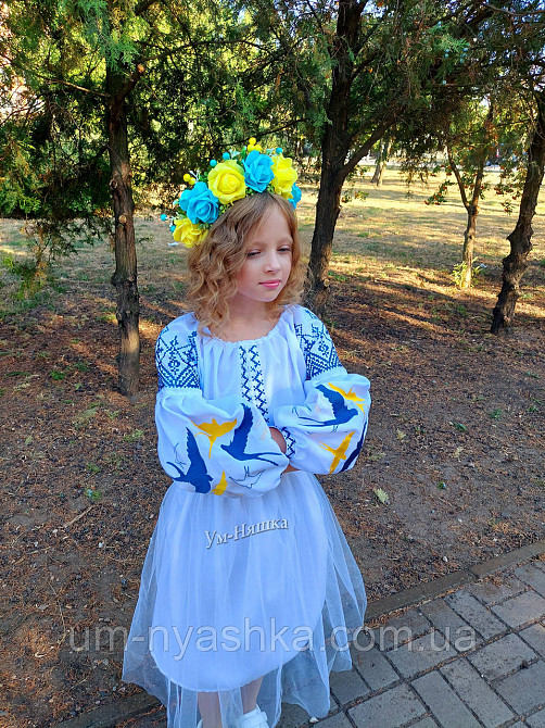 Жовто-блакитний віночок з трояндами Кривий Ріг - фото 4