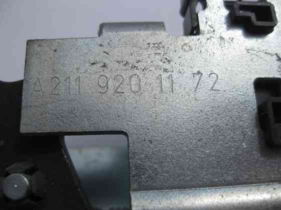 Mercedes-Benz  A2119201172 Лівий замок відкидної спинки заднього сидіння без ручки E-Class W211 Одеса