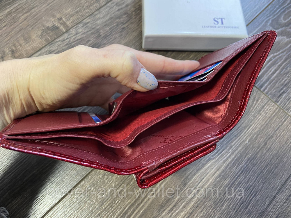 Красный лаковый маленький женский кошелек на магнитах с монетницей ST AE 403 Киев - изображение 4