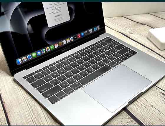 Ноутбук: MacBook Pro 13 (2017) ( Space Gray , 8/256Gb.A1708) USA. Київ