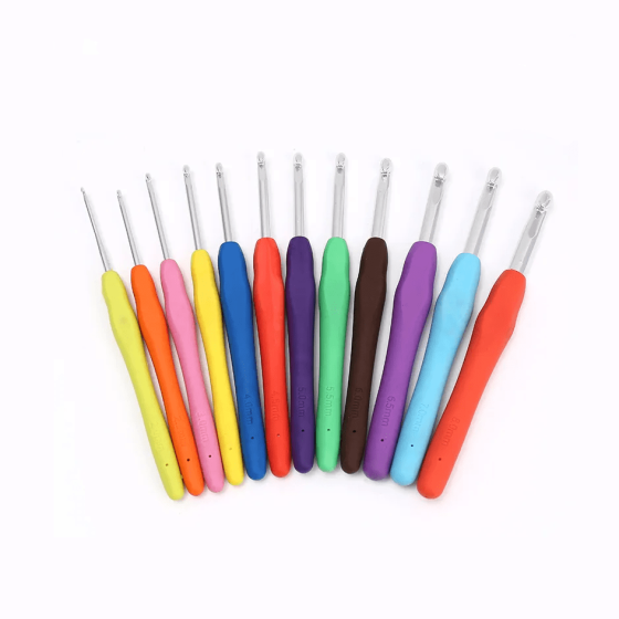 Набір гачків для в'язання з прогумованою ручкою, комплект із 12 штук, розмір 2.0/8.0 мм Кам'янець-Подільський