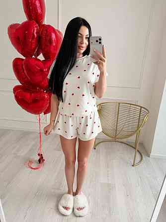 Женская стильная домашняя пижама с велюром Молочный Одесса