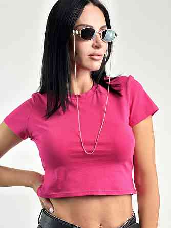 Облягаюча вкорочена футболка "Kim" оптом | Розпродаж моделі Київ