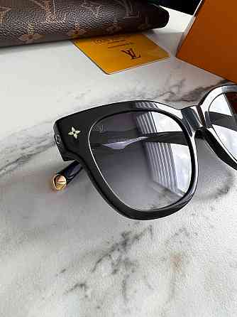 Женские солнцезащитные очки Lv (1523) black LUX Киев