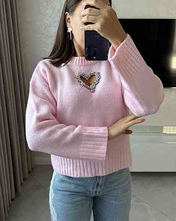 Жіночий светр оверсайз крою з вирізом у формі сердечка з камінчиками машинне в'язання Рожевий Одеса