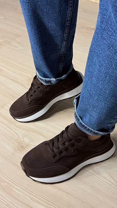 Кроссовки женские Hengji 725-12 замшевые на белой подошве коричневые, 39, 24,5 см Киев - изображение 7