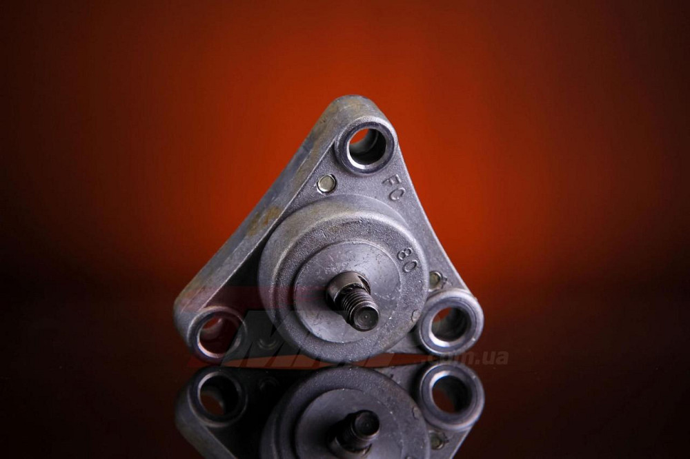 Маслонасос скутер 4 Т Китай 50 (трикутний) Мукачево - фото 1