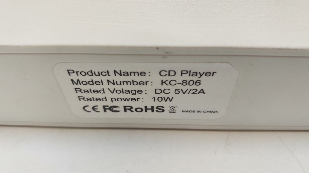 Портативний CD-програвач із вбудованими динаміками,Bluetooth ,FM-радіо без пульта керування KC-806 (товар вживаний) Луцьк - фото 4
