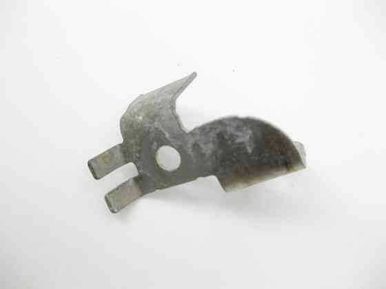 Mercedes-Benz  A2641590800 Сталевий кронштейн для двигуна M264 R4 Одесса