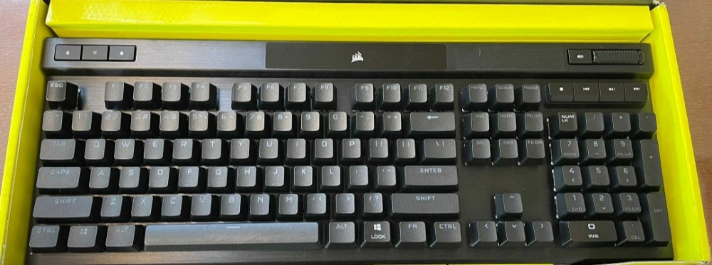 Механічна Клавіатура Corsair K70 RGB PRO Cherry MX RED Switch. Київ - фото 1