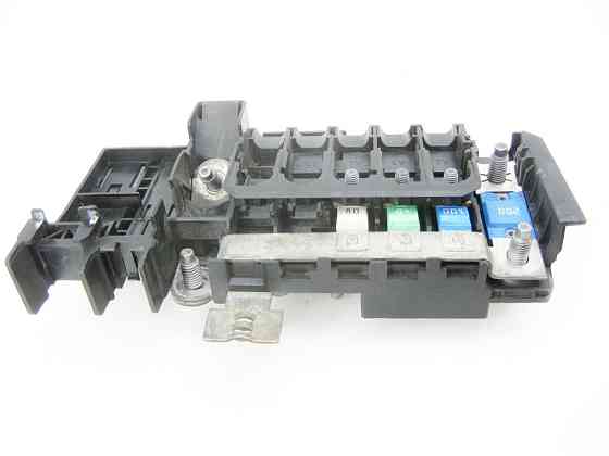 Mercedes-Benz  A2465400950 Блок силових запобіжників під капотом праворуч CLA C117 CLA Shooting Brake X117 GLA X156 B-class W242 Одесса