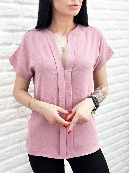 Однотонная летняя блуза 