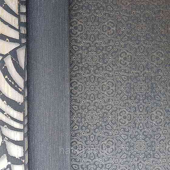 Шпалери метрові вінілові на флізелін Villa Marburg Lombardi вензелі завитки східний малюнок чорний з золотом Київ