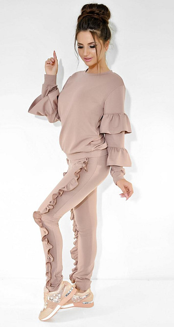 Эффектный бежевый костюм (42) Киев - изображение 3