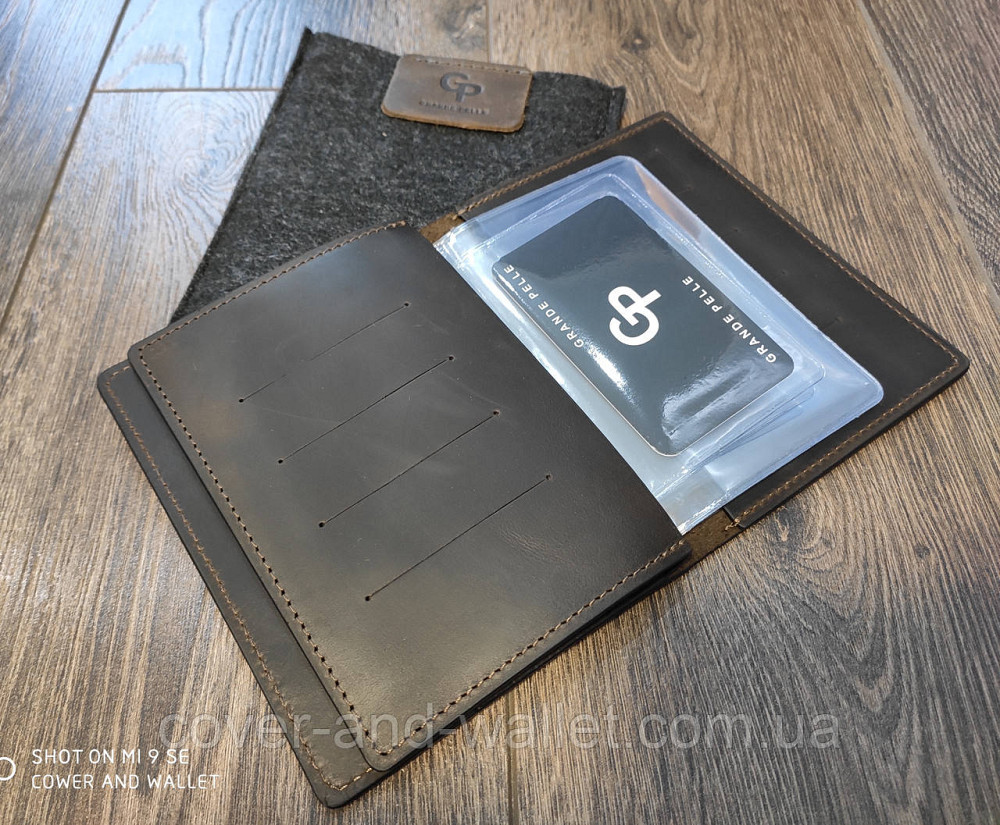 Вінтажна шкіряна обкладинка для документів і паспорта Grande Pelle Київ - фото 3