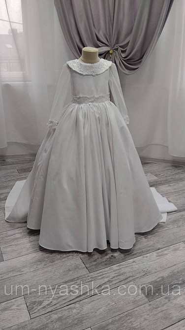 Длинное белое платье со шлейфом на рост 128-140 Кривой Рог - изображение 5