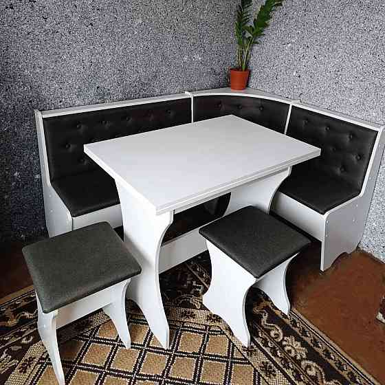 Уголок Семейный со столом и 2 табурета 114х154 см Ткань / Белый Львов